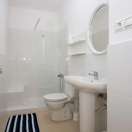 - 2 Bedrooms - 08574 Apartament Lira (A Coruna)