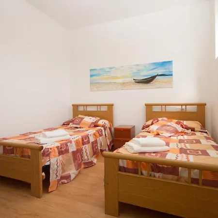 - 2 Bedrooms - 08574 Apartament *
